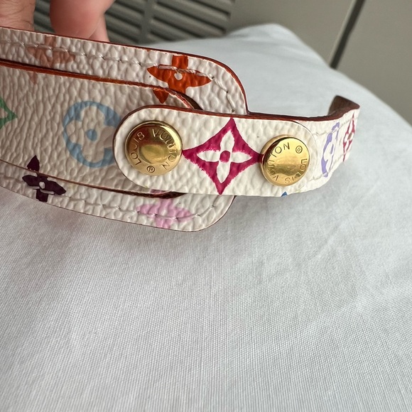 Louis Vuitton
Takashi Murakami Monogram Embellished Bracelet - Picture 3 of 8